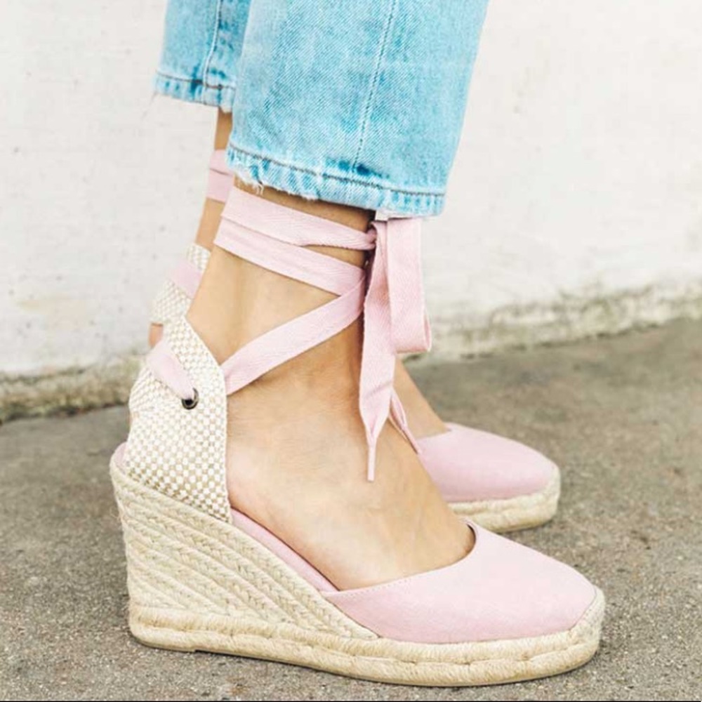 NEW IN BOX Light Pink Lace Up Wedge Espadrilles